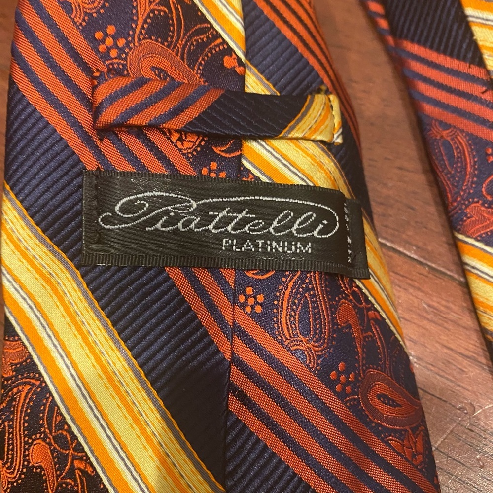 Silk tie - Picture 2 of 5